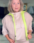 Fia Reversible Gilet Biscuit/Neon
