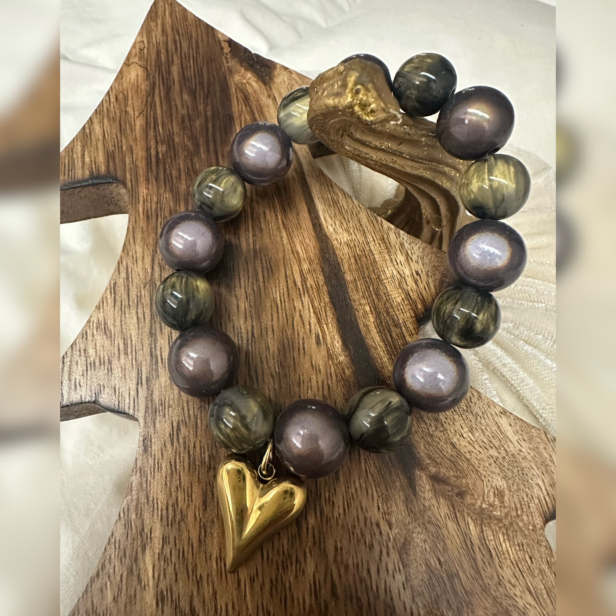 Beaded Heart Bracelet Grey