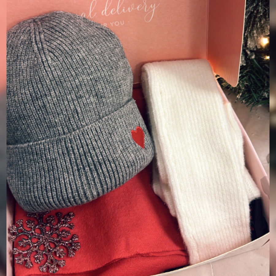 Christmas Hat Scarf Box Red/Grey