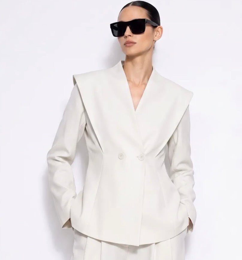 Bayley Shoulder Blazer Cream