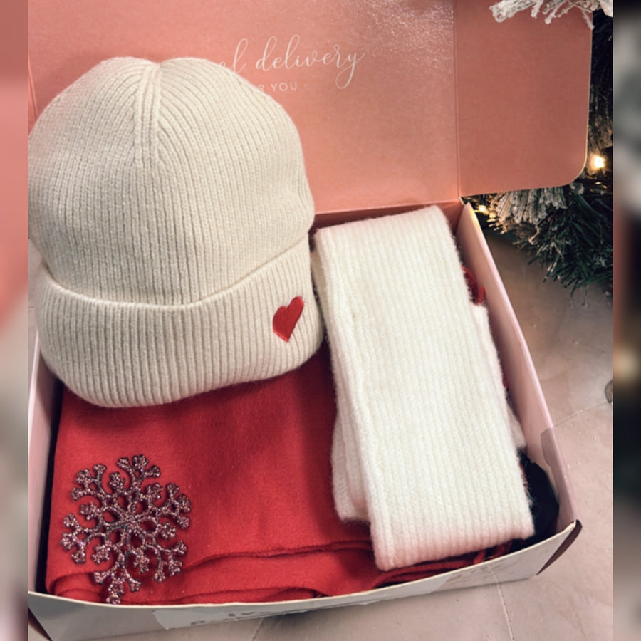 Christmas Hat Scarf Box Red/Cream