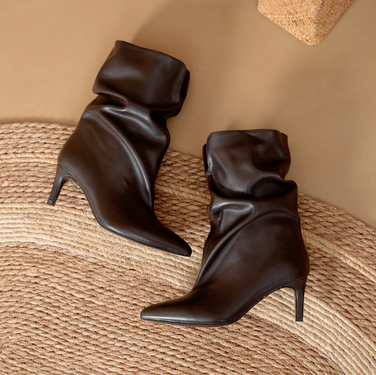 Erynn Boots Black
